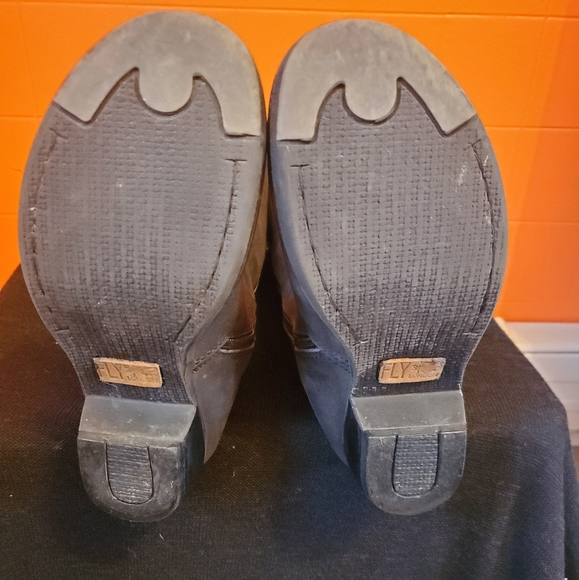 Fly London boots, size 7 - Picture 5 of 7